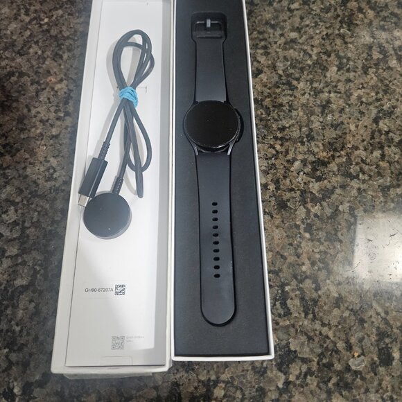 Galaxy Watch 5 Samsung R905u - Picture 3 of 6